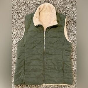Entro Olive Green & Cream Sherpa Reversible Vest